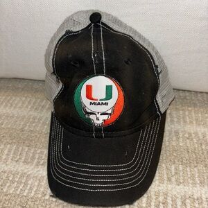 UMIAMI trucker hat